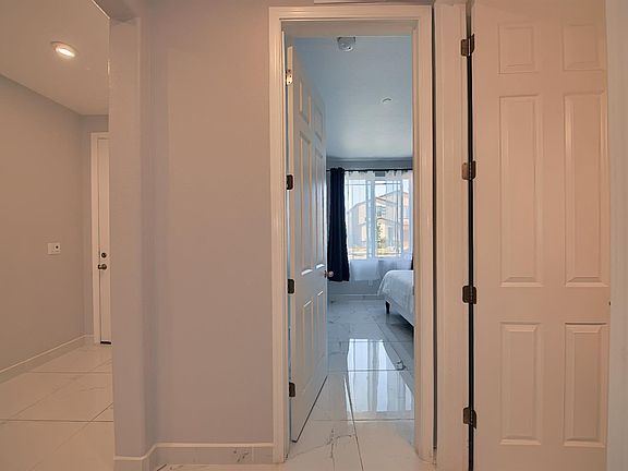 5th image of 2842 Pixley Ct
