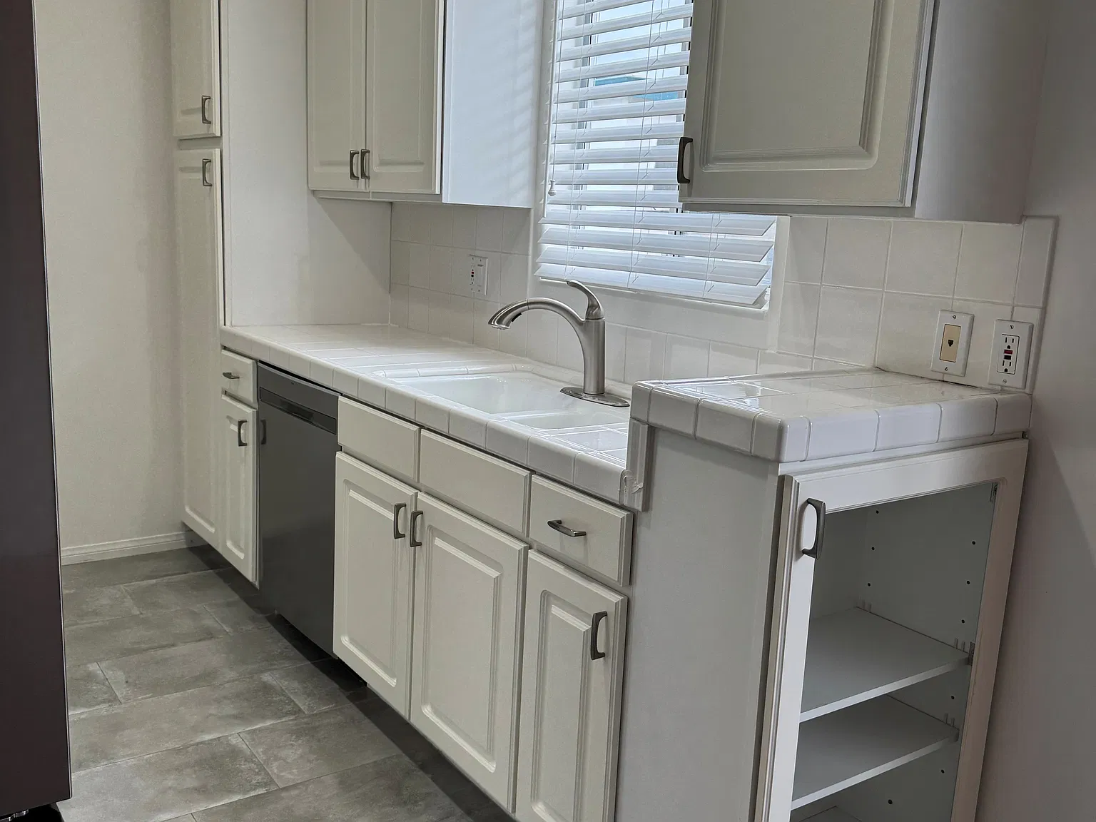 1 bed, 751 sqft, $3,700 — Photo 2