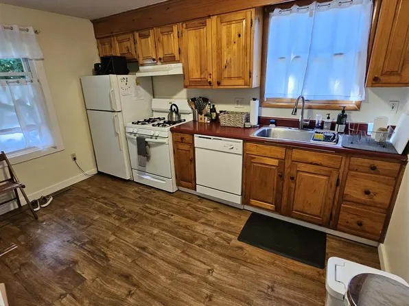 809 Gage Street, Bennington, VT 05201