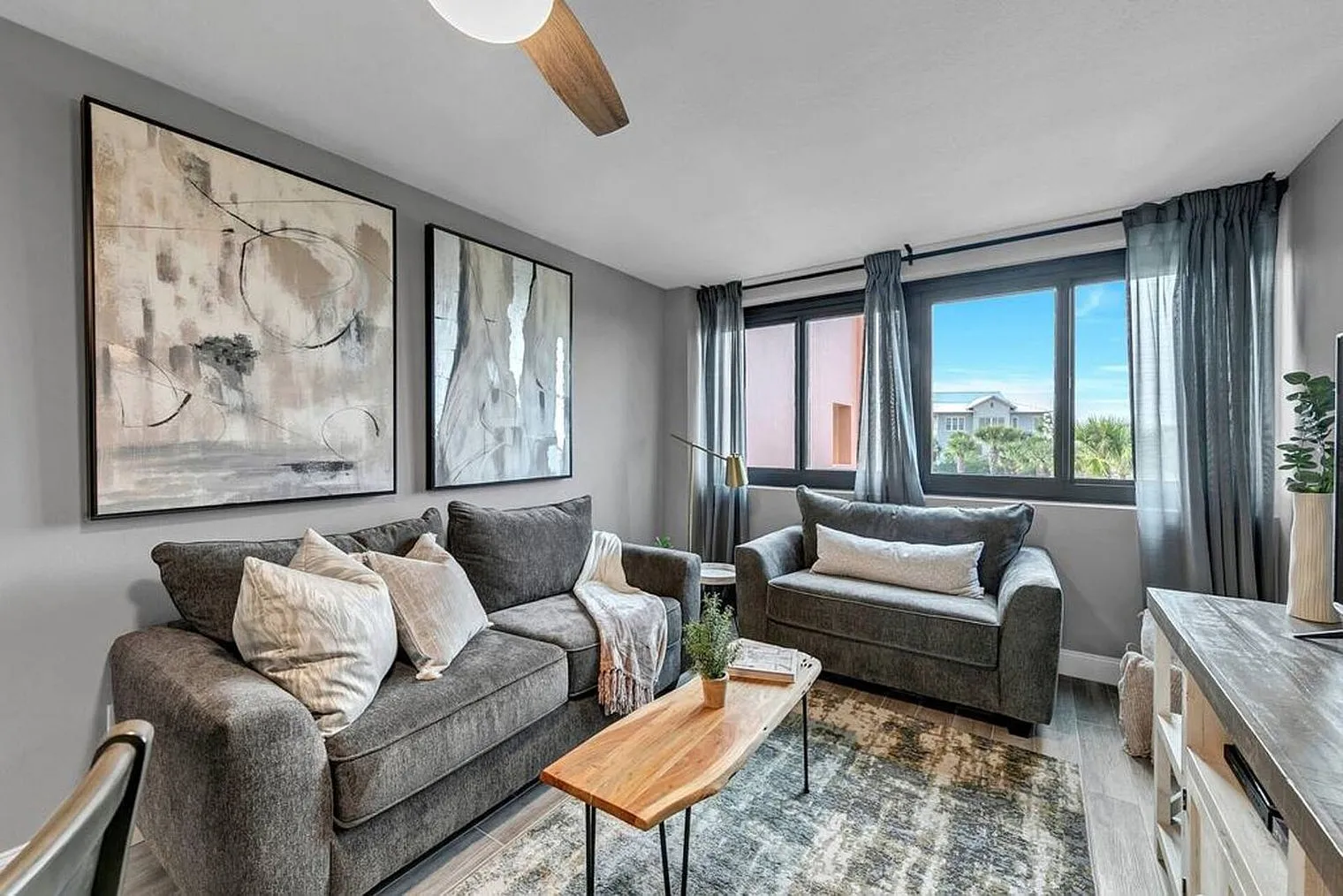 1 bed, 1.0 bath, 17954 sqft, $4,260 — Photo 3