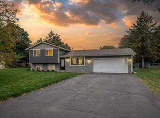 16203 Excelsior Dr, Rosemount, MN 55068