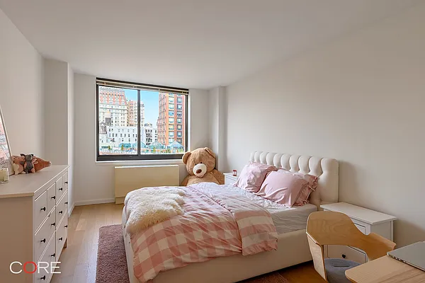 Rented by CORE | media 34