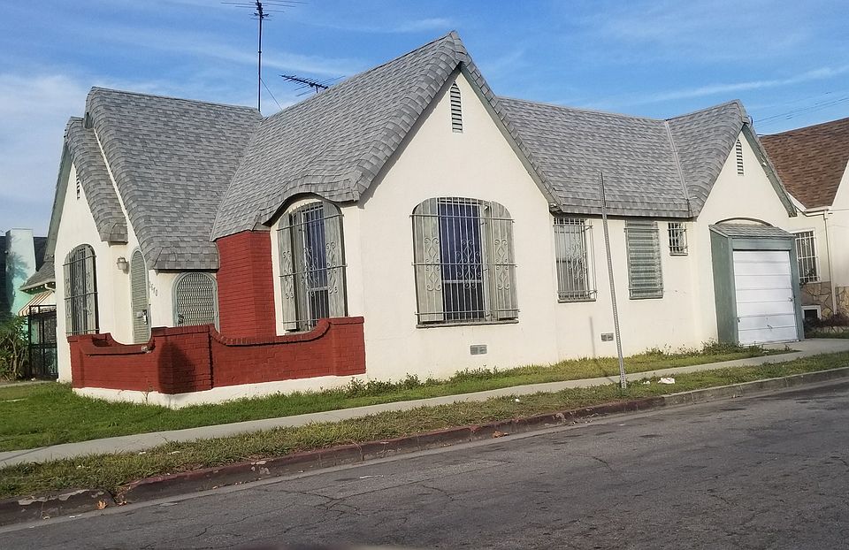 2nd image of 2640 Somerset Dr