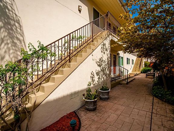 5th image of 4157 Mississippi St Unit 3