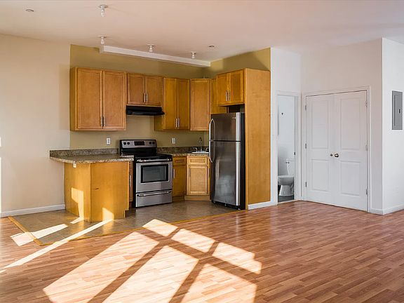2nd image of 1473 Bushwick Ave #3Z