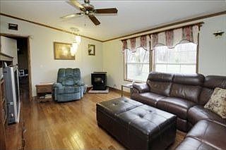 5th image of 31281 1st Ave