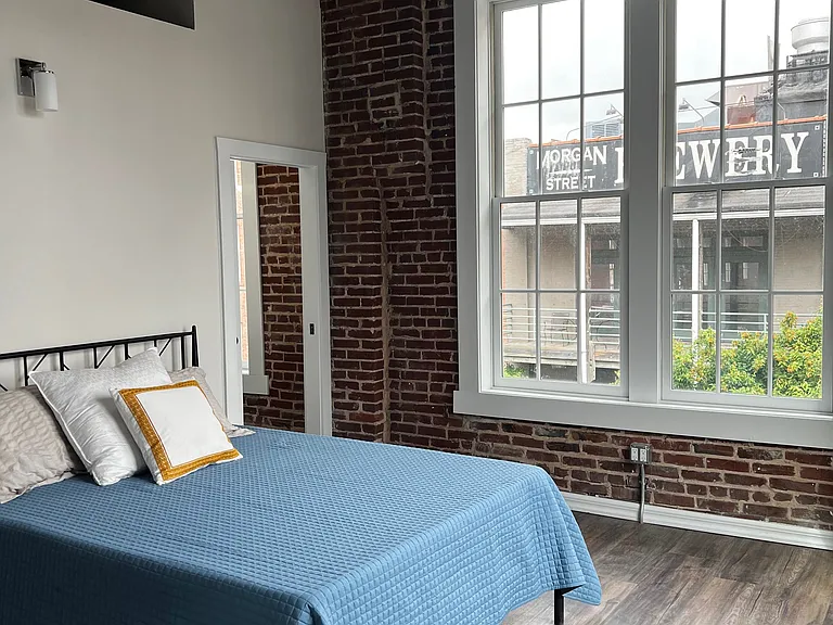212 Morgan St #A — Photo 13