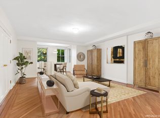 2 Pierrepont Pl, Brooklyn, NY 11201