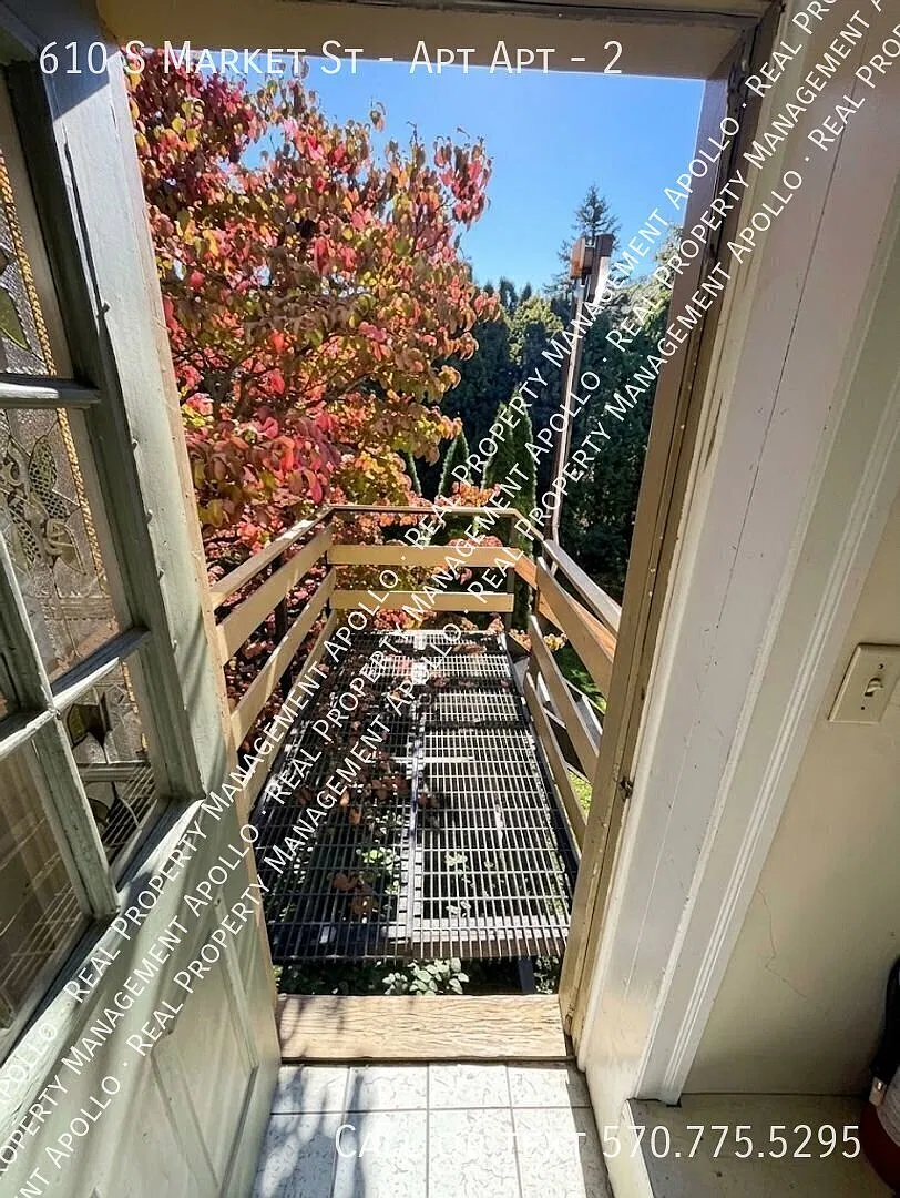 610 S. Market St. Apt # 2 — Photo 3