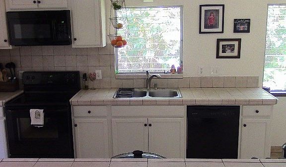 3rd image of 15-2776 Kawakawa St