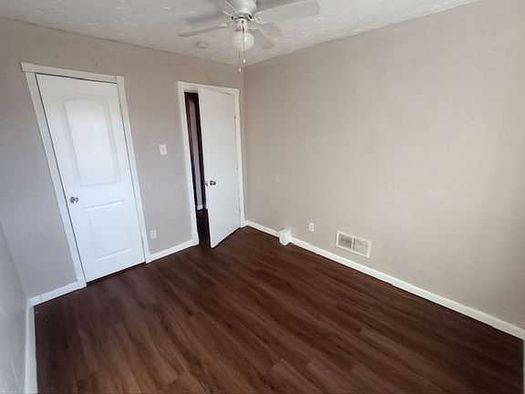 3rd image of 940 E Hattie St APT 201