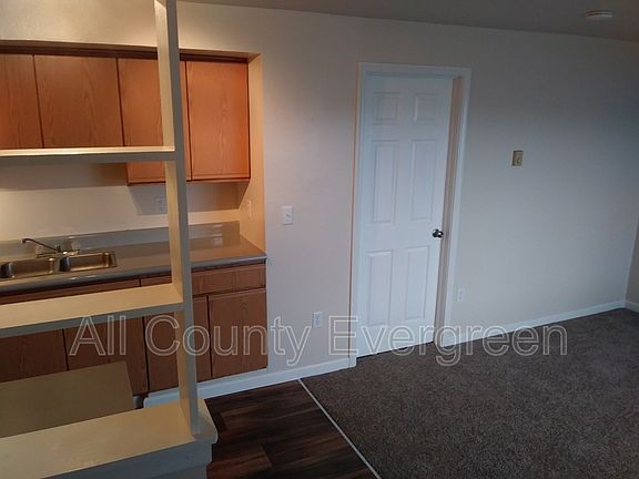 4th image of 308 Park Ave APT 1