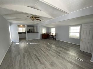 7103 Beverly Park Dr, Springfield, VA 22150