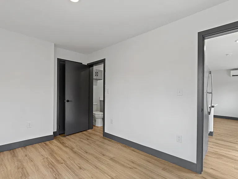2751 W 28th Ave — Photo 34