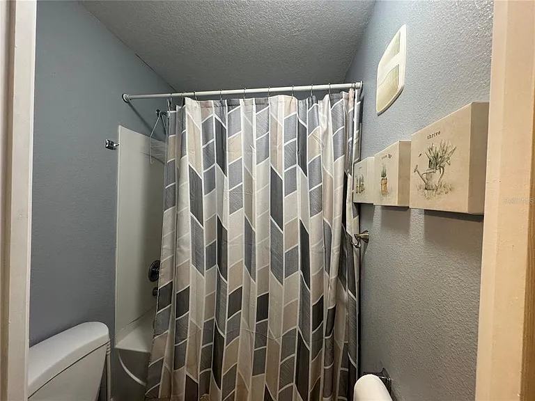 2802 Club Cortile Cir #B — Photo 24