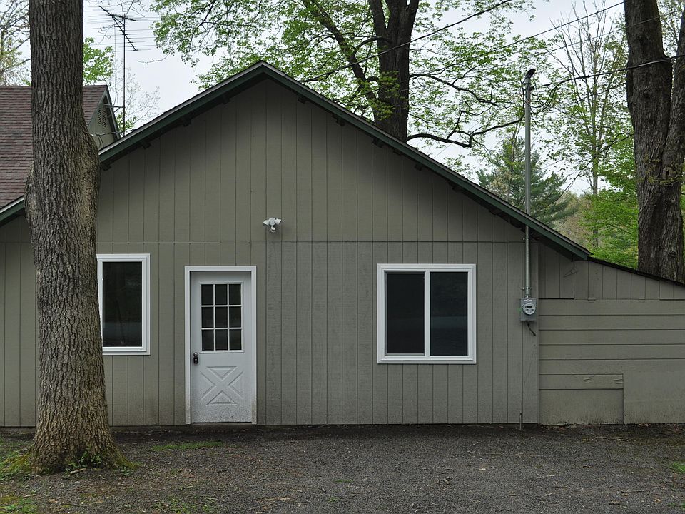 1st image of 2156 White Oak Dr
