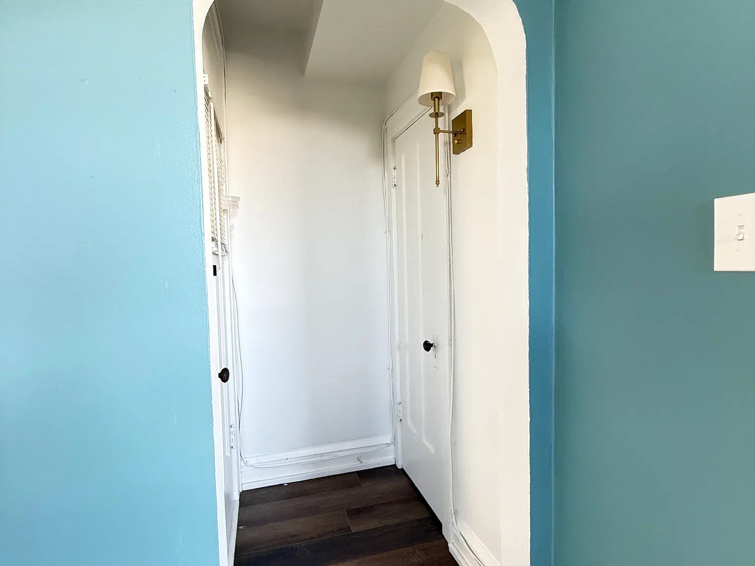 2 bed, 950 sqft, $1,299 — Photo 2