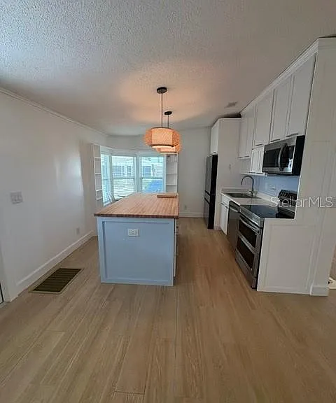 1 Pelican Dr N — Photo 7