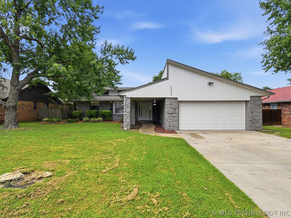 1st image of 2633 W Dallas St