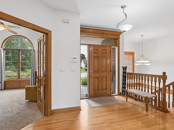 3rd image of 14201 Briarwood Ln