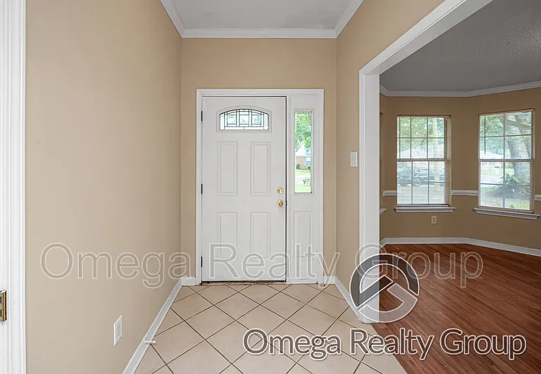 1380 Lexington Way — Photo 7