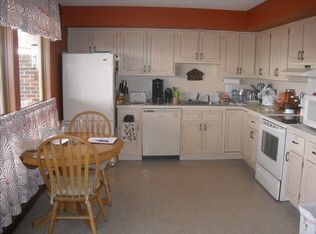 1000 W Eisenhower Blvd APT 3, Loveland, CO 80537