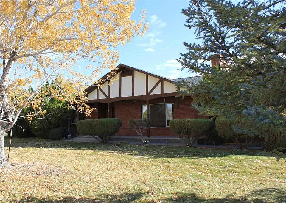 1st image of 2 Panavista Cir