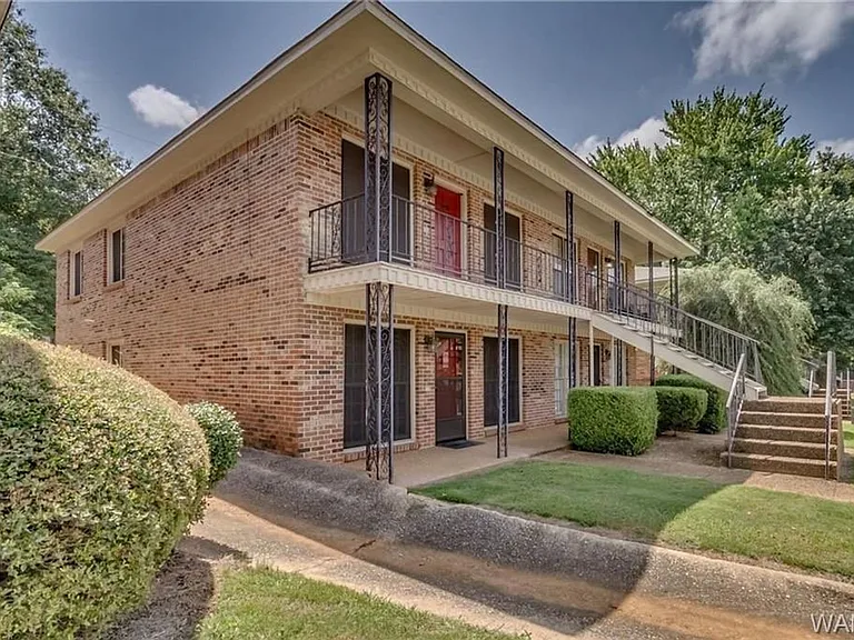 307 Blue Wave Properties, Llc — Photo 7
