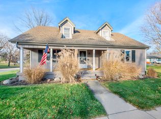 409 W Ridge St, Yorkville, IL 60560