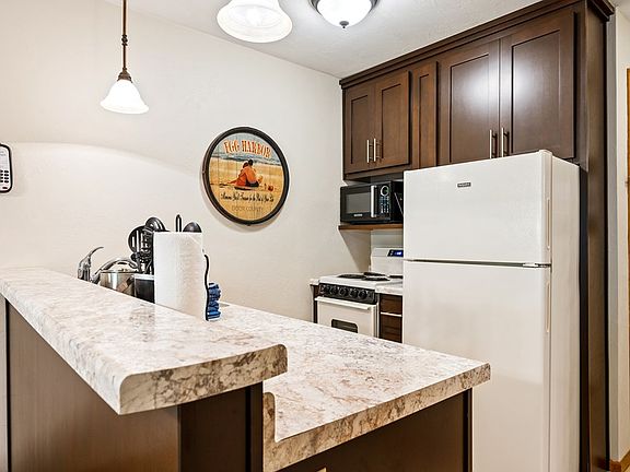 3rd image of 4940 N Landmark Cir Unit 3234