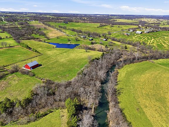 5th image of 1120 Beaumont Rd