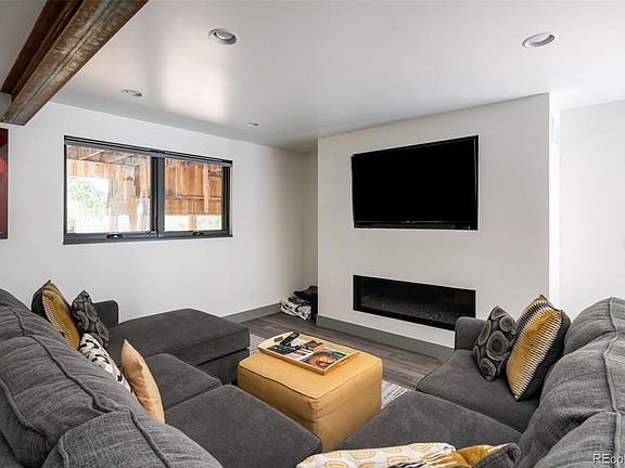5th image of 3405 Hiawatha Ct