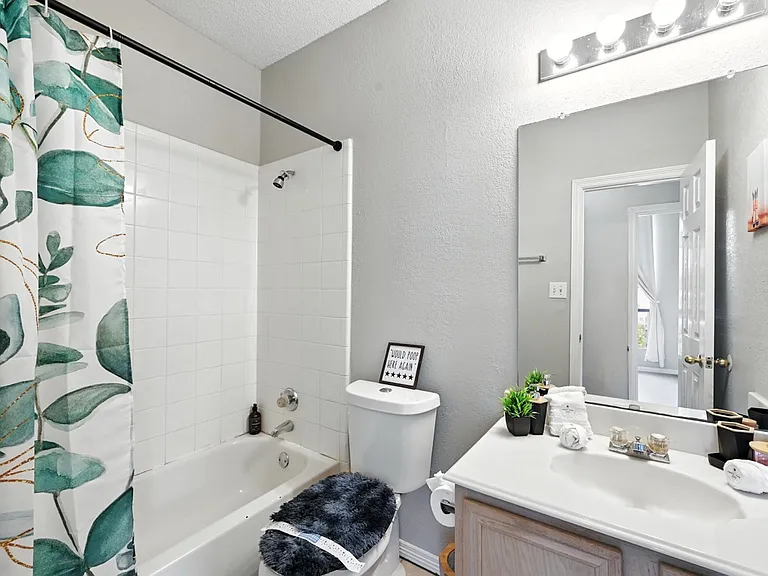 4168 Creekhollow Dr — Photo 25