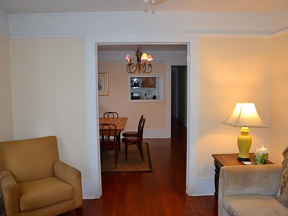 5th image of 272 Audubon St Unit A