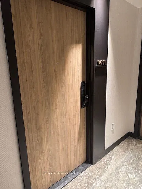 2 bed, $2,850 — Photo 1