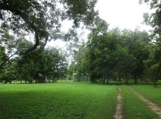 3711 Pecan Creek Dr, Hungerford, TX 77448