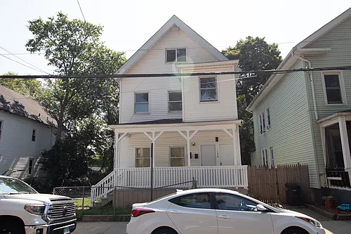 156 West St #1A Photo 1