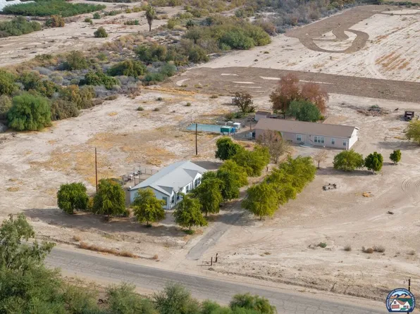 7864 International Rd, Niland, CA 92257