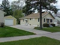 1st image of 1015 11th Ave N