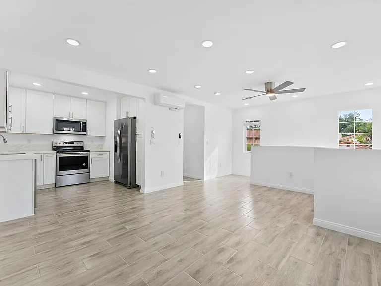11852 Arborlake Way — Photo 1