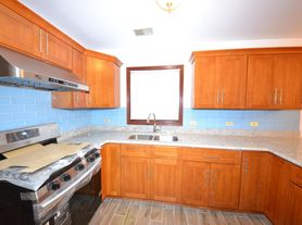 3310 S Union Ave, Chicago, IL