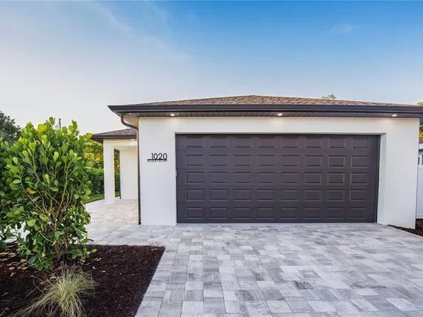 1020 Rosery Rd NW, Largo, FL 33770