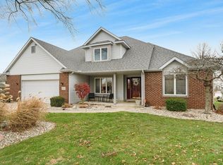 9908 Silver Ridge Ct, Fort Wayne, IN 46804