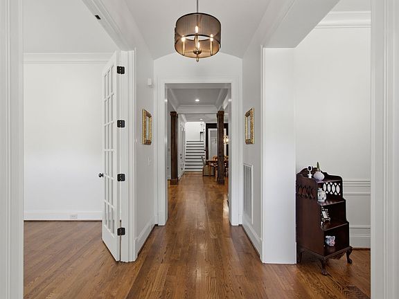 5th image of 3805 Somers Ln