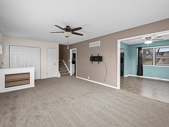 4th image of 2741 Kelling St