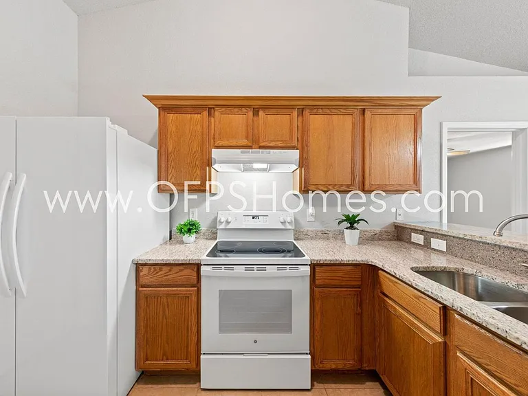 107 Cabana Way — Photo 4
