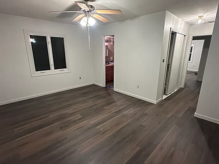 4875 Catalina Dr S — Photo 11