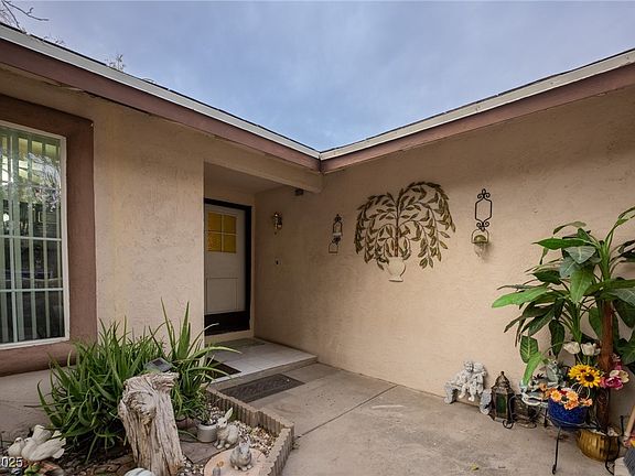 3rd image of 4013 Alameda Ave