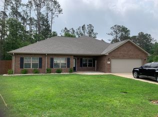 211 Barbara Dr, Deridder, LA 70634