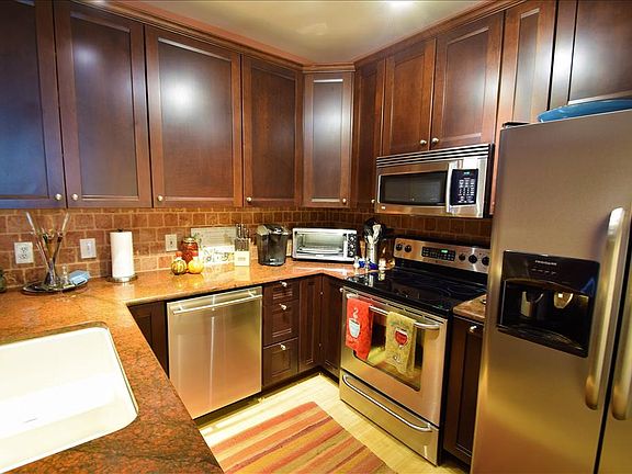 4th image of 201 Colima Ct Unit 1228